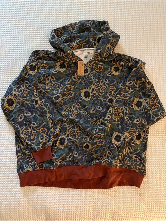 NATURAL LIFE Other - NATURAL LIFE Navy Floral Crewneck with Rust Trim